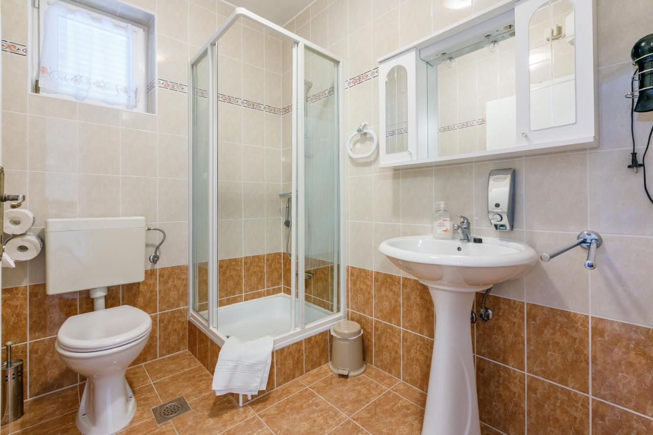 Apartments Villa 7 Crikvenica Ngoại thất bức ảnh