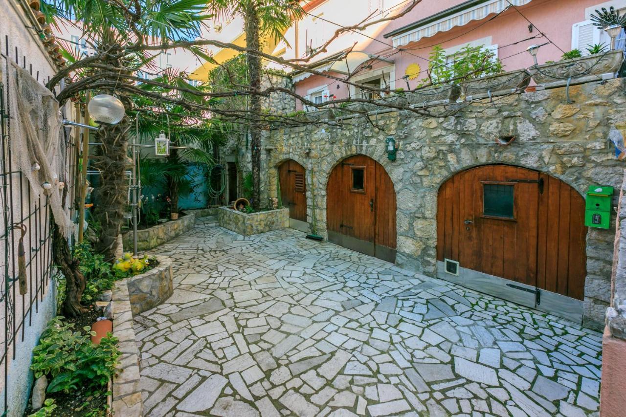 Apartments Villa 7 Crikvenica Ngoại thất bức ảnh