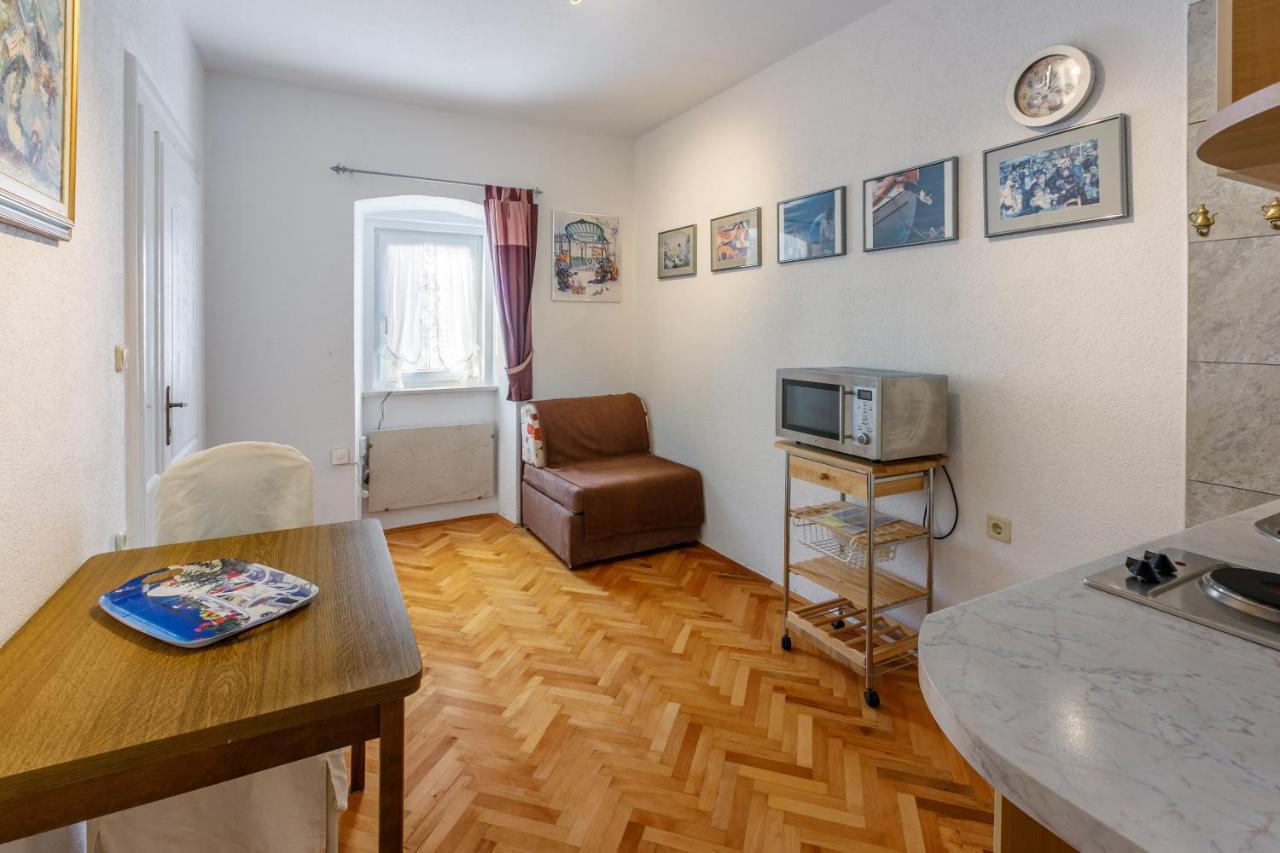 Apartments Villa 7 Crikvenica Ngoại thất bức ảnh